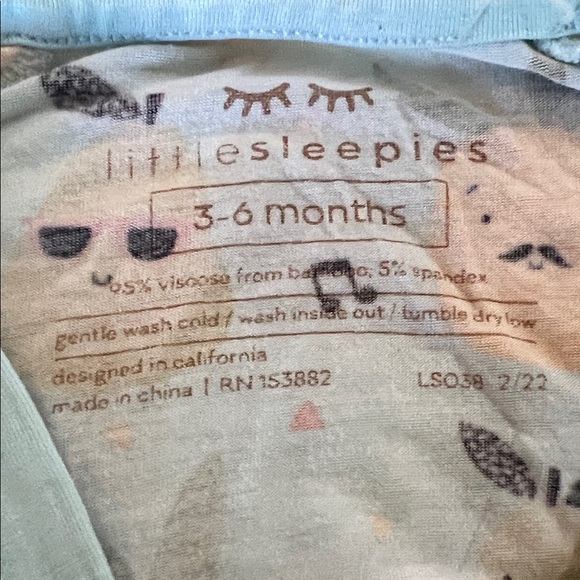 Little Sleepies Light Aqua Bamboo Zip Footed Pajamas in Pineapple Jams Sz 3-6 mo - Picture 6 of 6